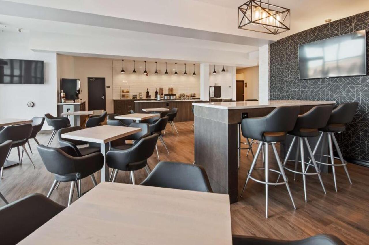 Best Western Plus Morden Екстериор снимка