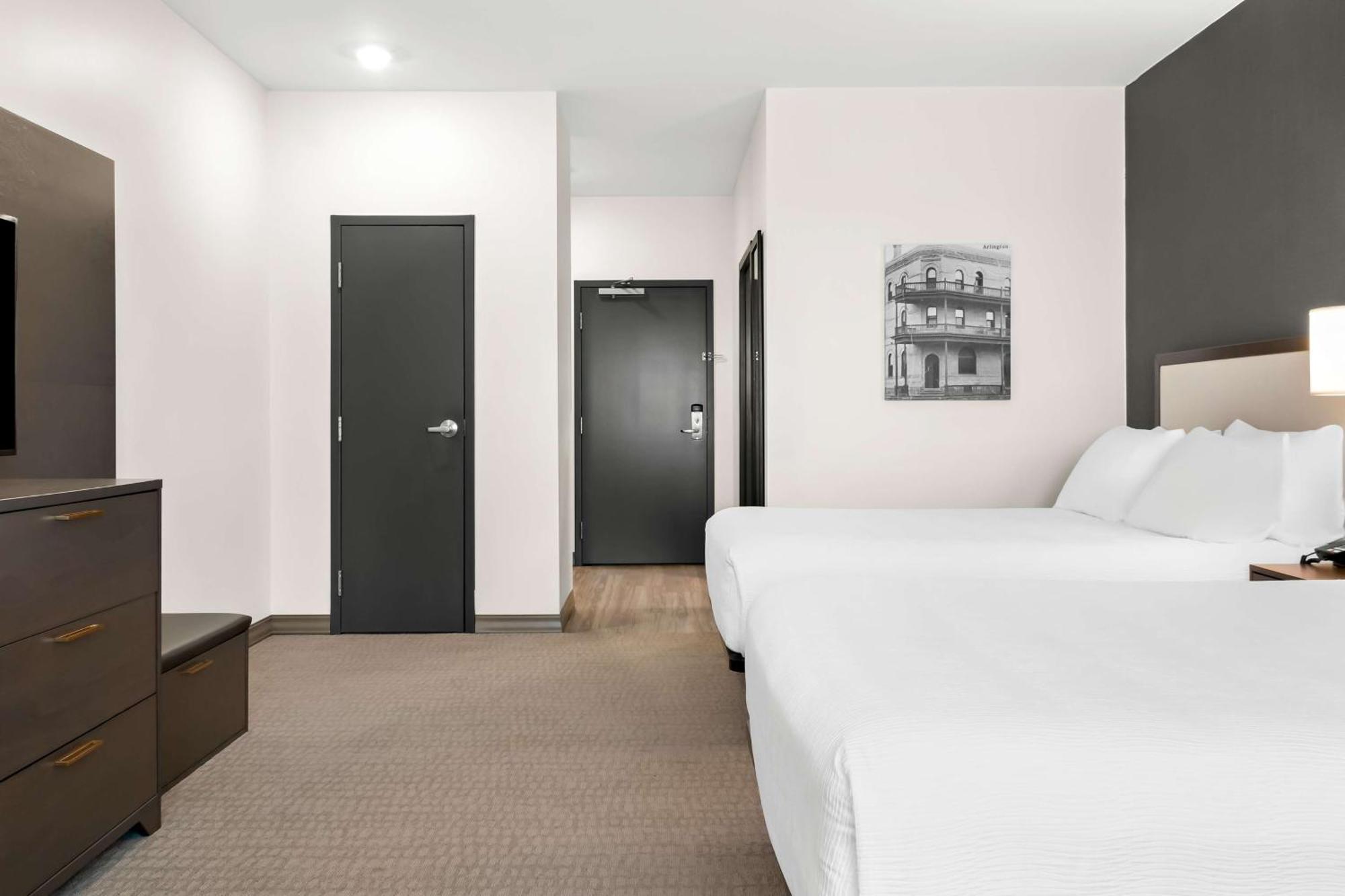 Best Western Plus Morden Екстериор снимка