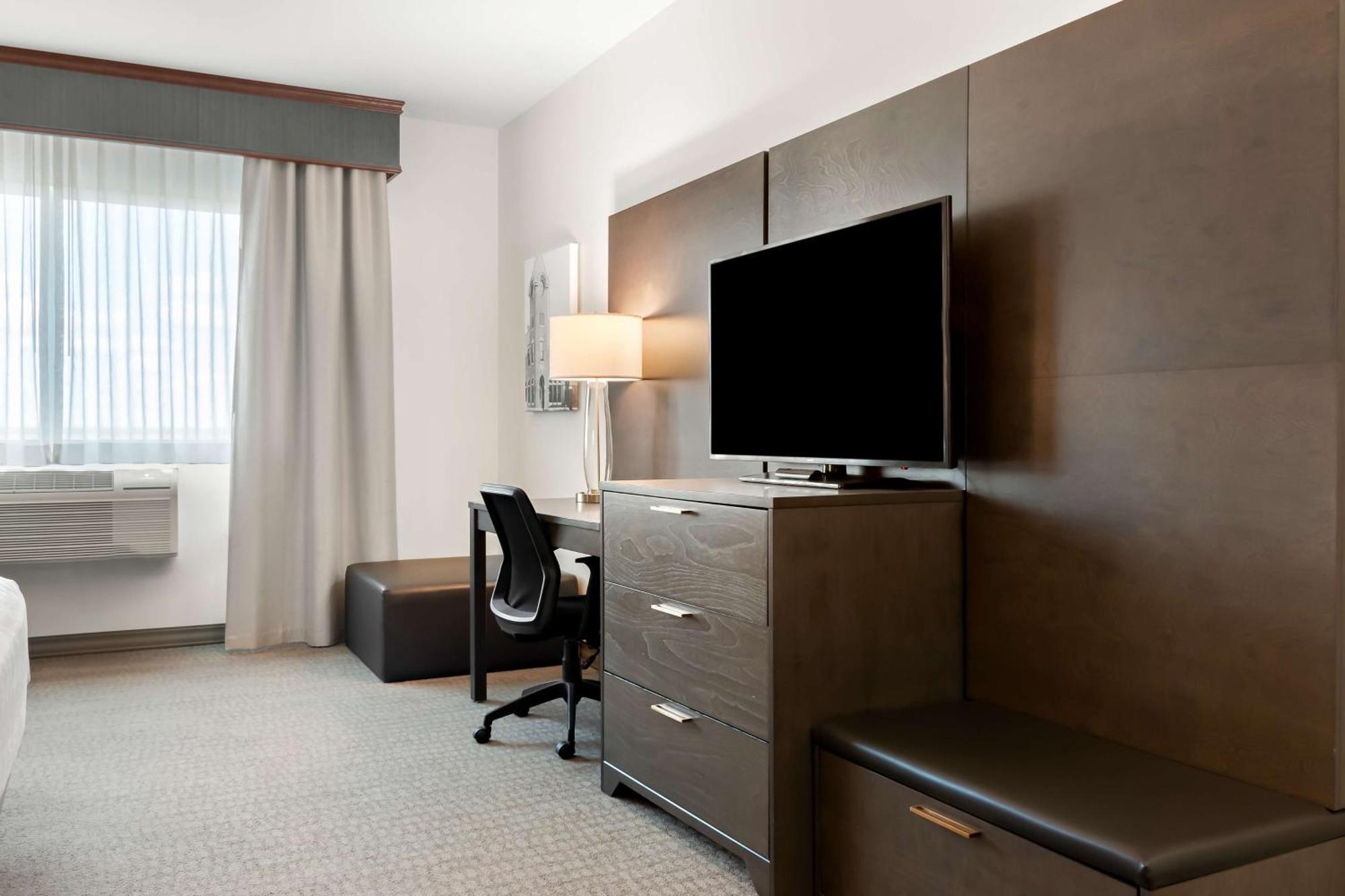 Best Western Plus Morden Екстериор снимка