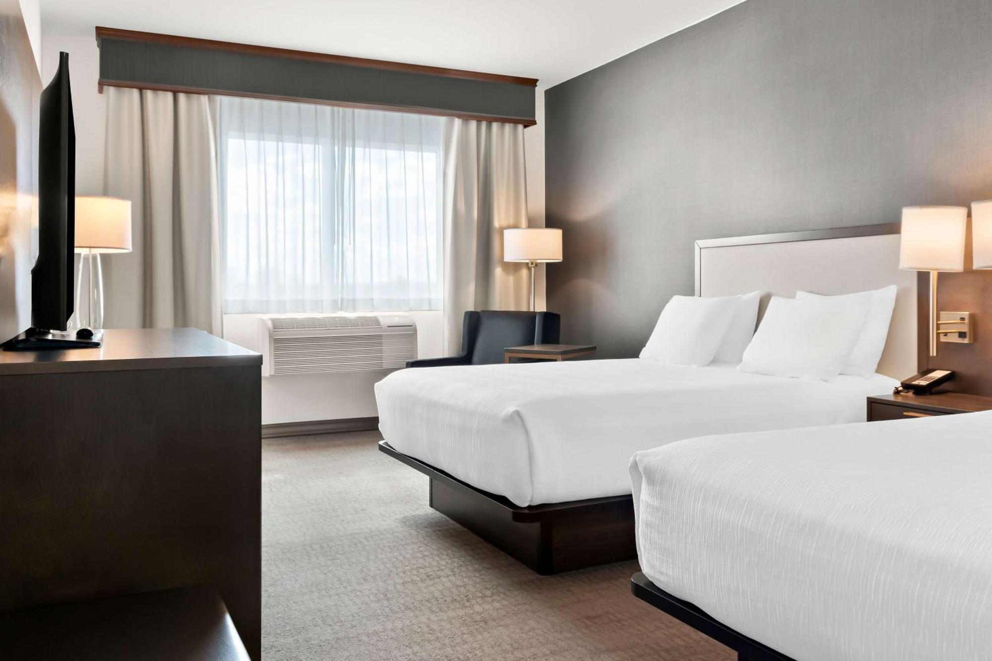 Best Western Plus Morden Екстериор снимка