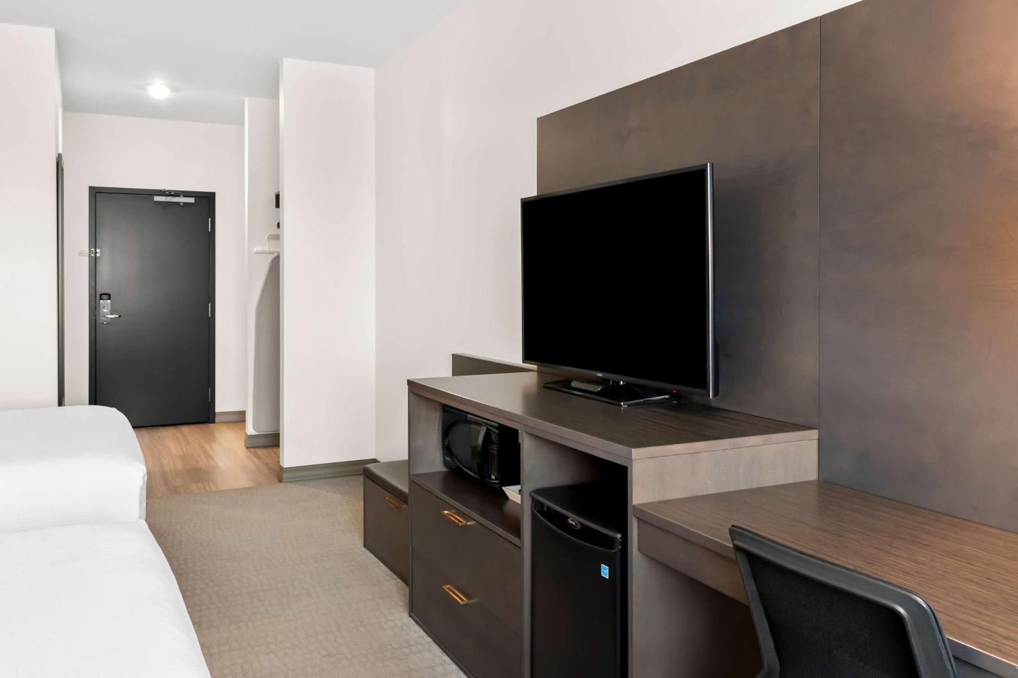 Best Western Plus Morden Екстериор снимка