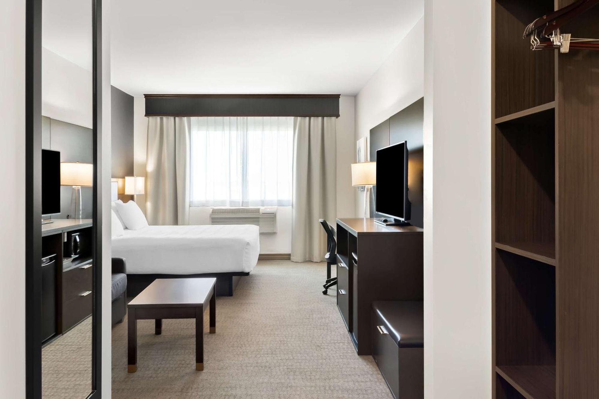 Best Western Plus Morden Екстериор снимка