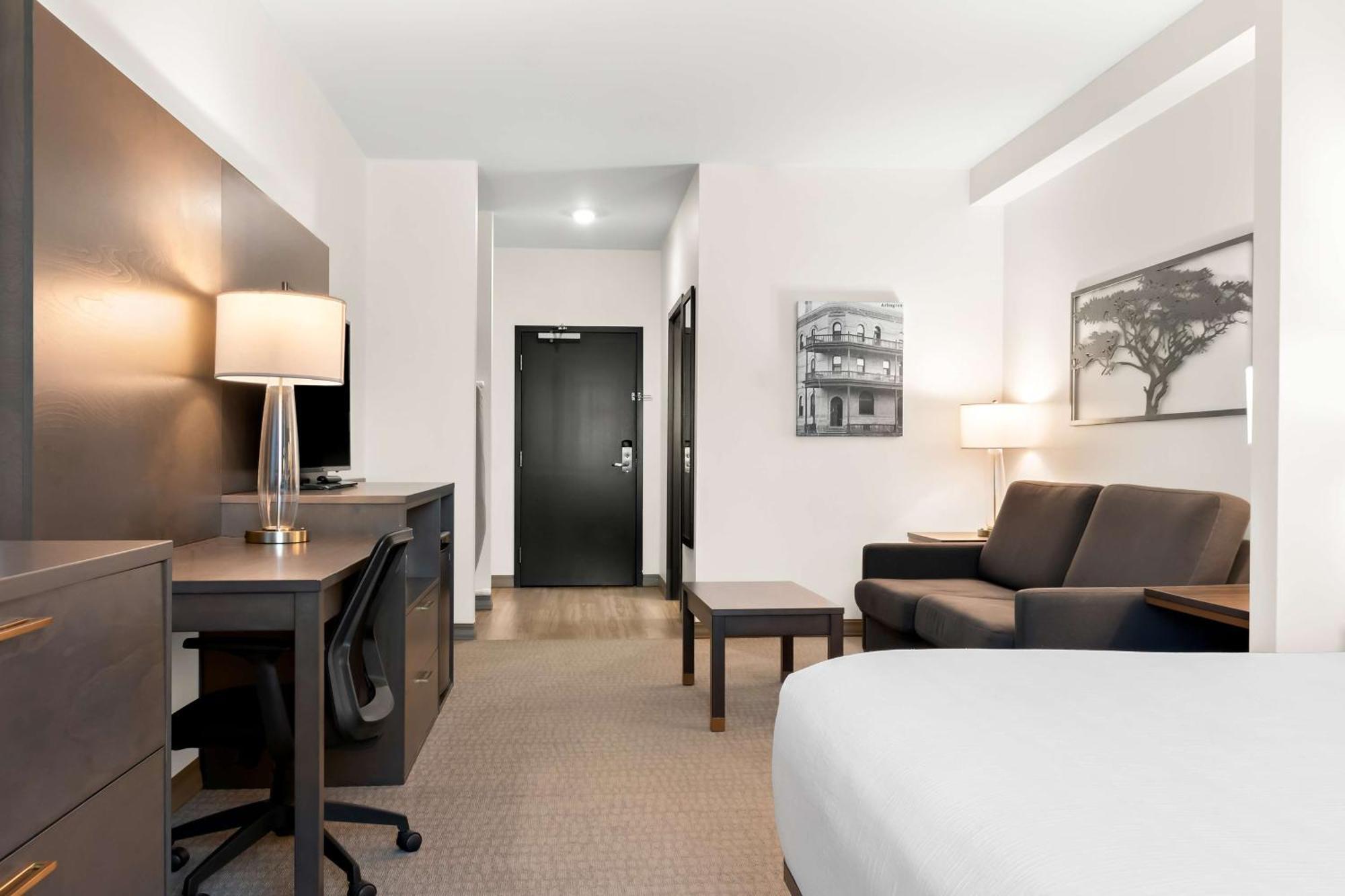 Best Western Plus Morden Екстериор снимка