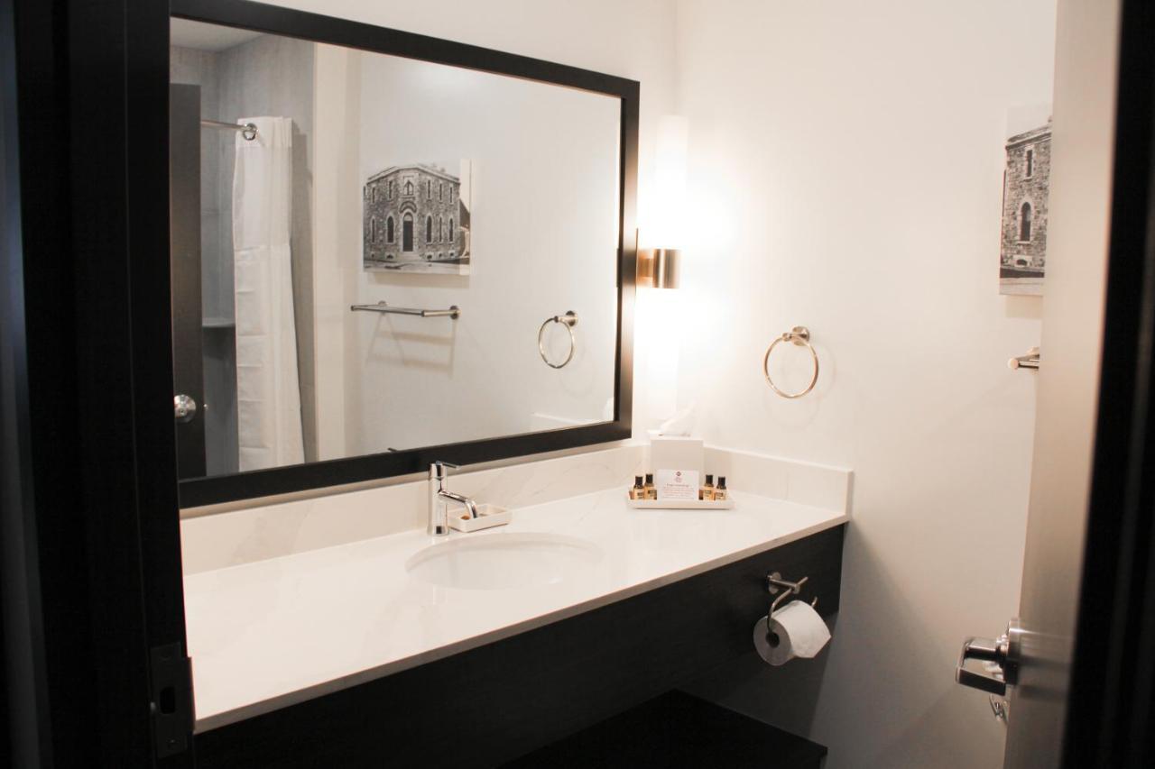 Best Western Plus Morden Екстериор снимка